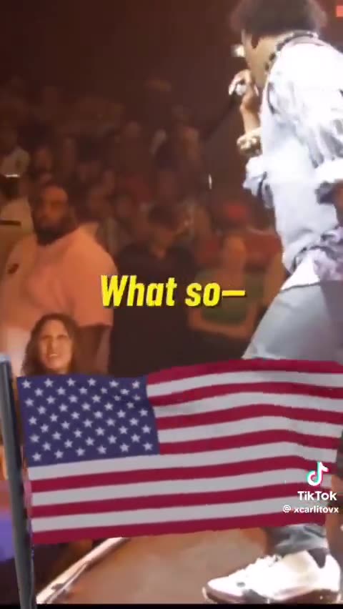 Comedian goes off on heckler claiming AZ is Mexico. LMAO