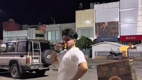 Food challenge video