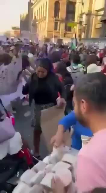 Any Idea What’s Going On Here? | Street Fight Chaos Unfolds