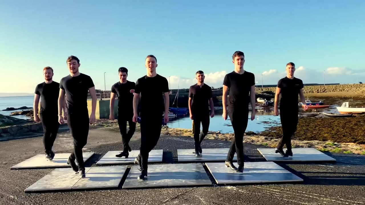 Irish Dancing on the STUNNING West Coast of Ireland - Cairde