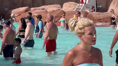 🌞The Most Fun Swimming Pool in The World Sunny Day