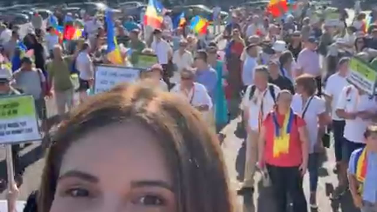 TAIAT DE LA VOI, NU DE LA NOI! Protest Piata Victoriei, Bucuresti