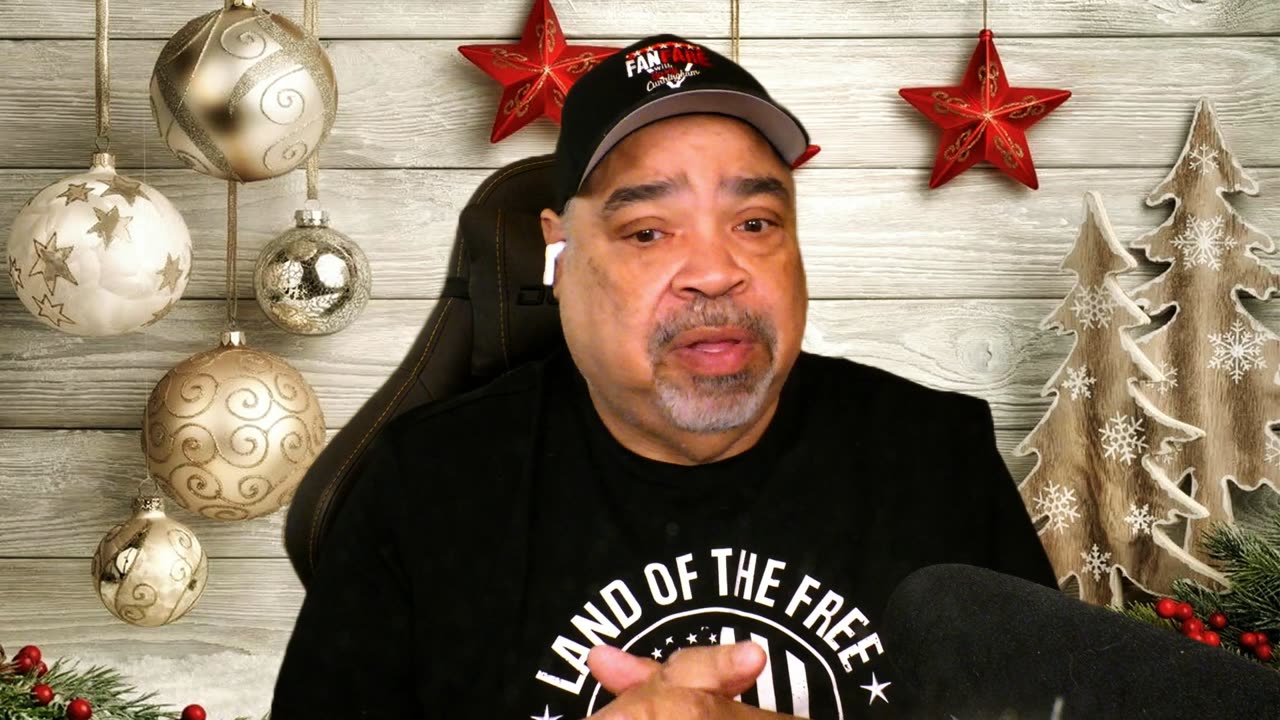 LIVE BREAKING NEWS: President Trump Makes Christmas Calls And We're Tracking Santa!