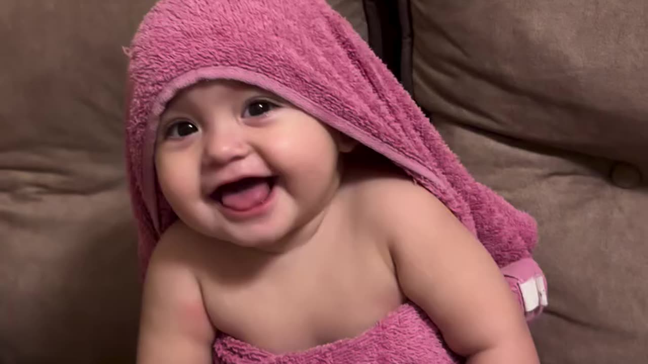 cute baby smile.. so cute