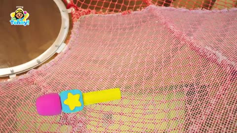 Magic Microphone is Missing - Cayton's Children Museum