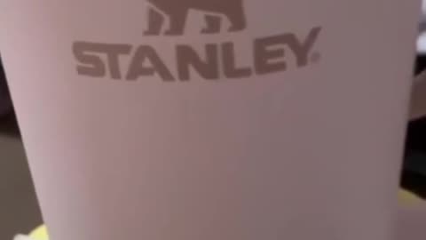 STANLEY Quencher H2.0 Tumbler with Handle and Straw 40 oz Flowstate 3-Position Lid Cup