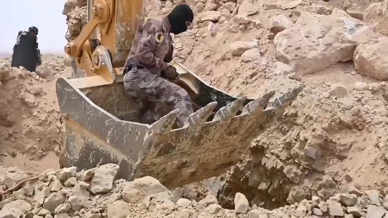 💥🪖 Iraq War | Iraqi SOF Neutralize ISIS in Cave Extraction | RCF