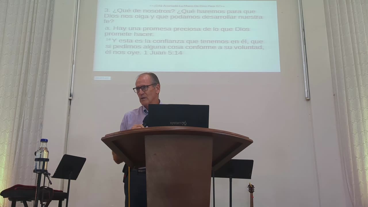 ¿Esta Acortada La Mano De Dios?