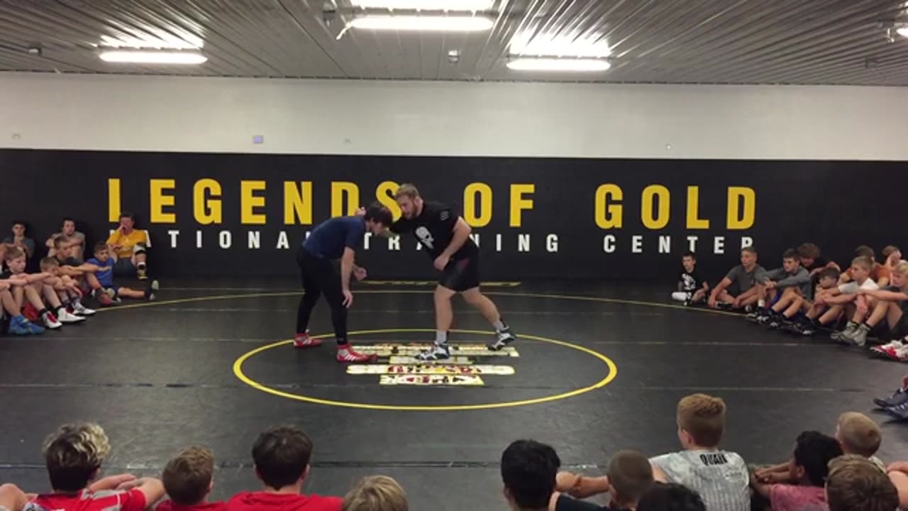 Kyle Snyder Forward Pressure To Snap Down