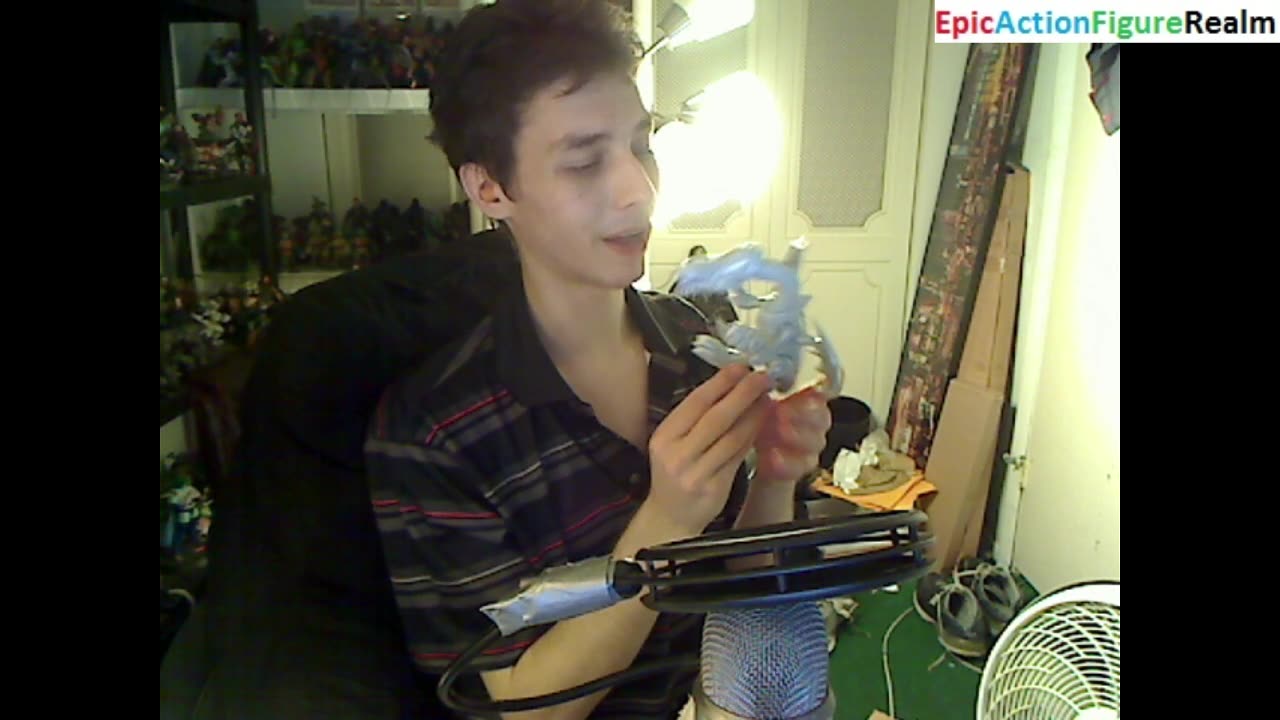 Unboxing The Yu-Gi-Oh! Blue-Eyes White Dragon Action Figure