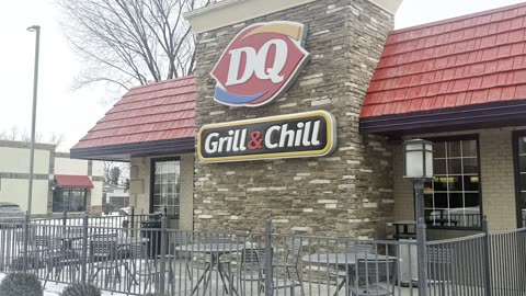 DAIRY QUEEN IN DES PLAINES, IL