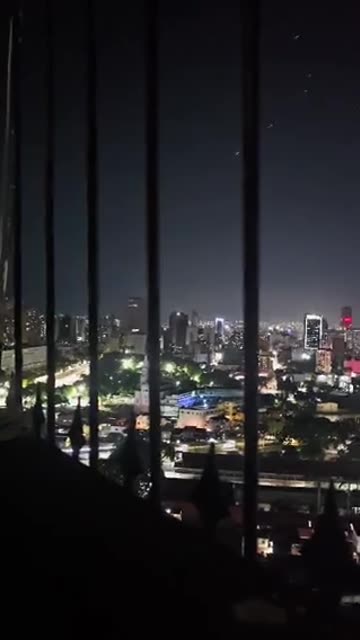 Heavy gunfire in Caracas, Venezuela.