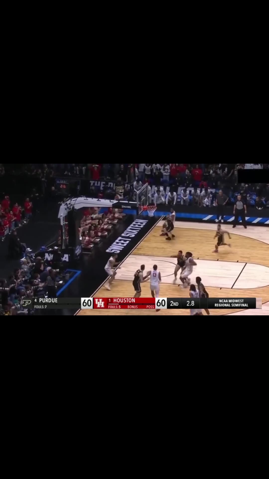 🚨 HOUSTON’S MIRACLE FINISH! BUZZER-BEATER STUNS PURDUE—FANS LOSE THEIR MINDS! 😱🔥🏀