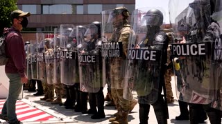 US Marines arrive in LA on Trump's orders as protests persist