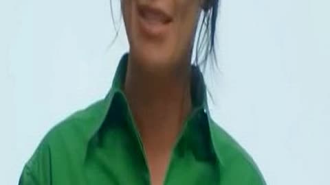 Coleen Rooney Puts Detective Skills to Use as She