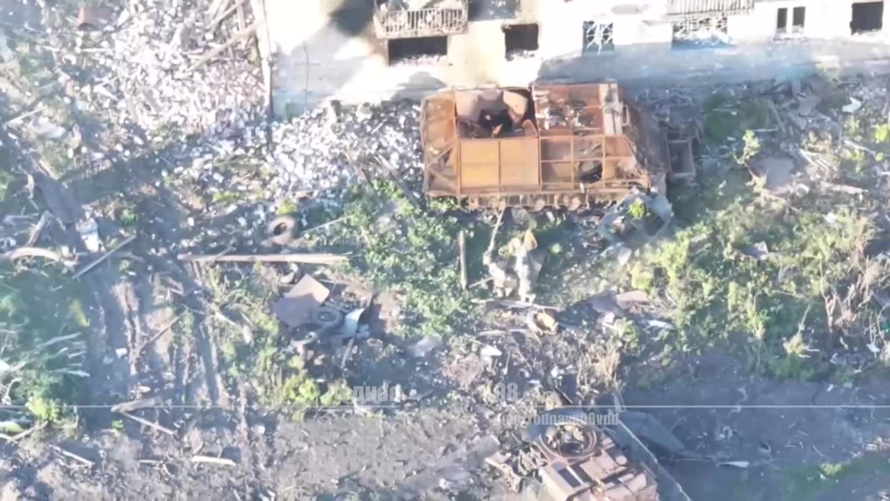 Drone Hit a Group of Four Ukrainians Evacuating a Wounded Comrade