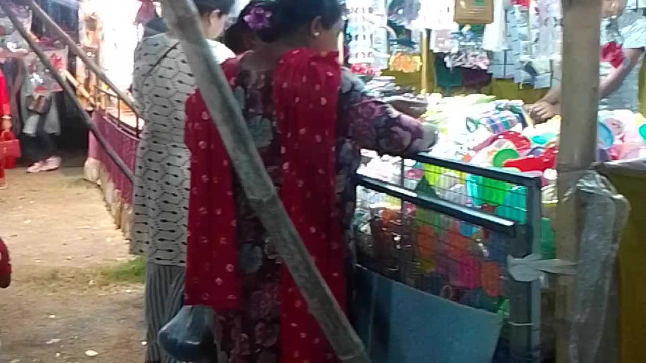 A Makeshift Market