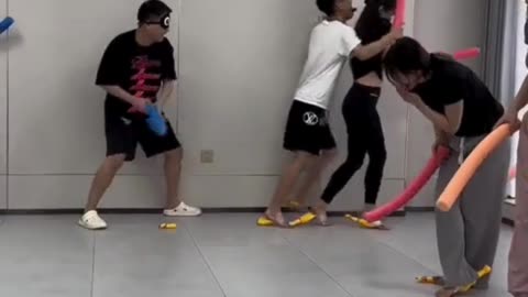 Screaming Chicken Game 🐔😱 – The Wildest Blindfolded Challenge You’ll Ever Play