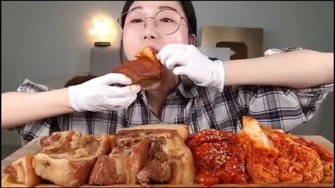 Braised Pork Belly with kimchi