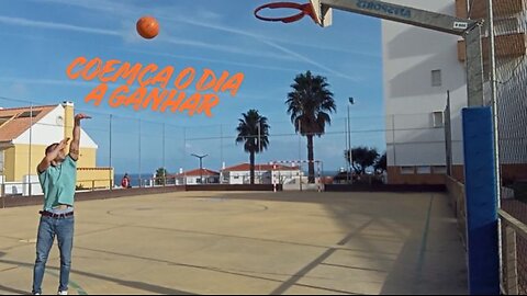 HOJE JOGAMOS BASKET E FUTEBOL... COMEÇA A MANHÃ A FAZER ALGO POSITIVO E BOM PARA A TUA SAUDE!