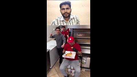 Dost ne pizza chore kar liya