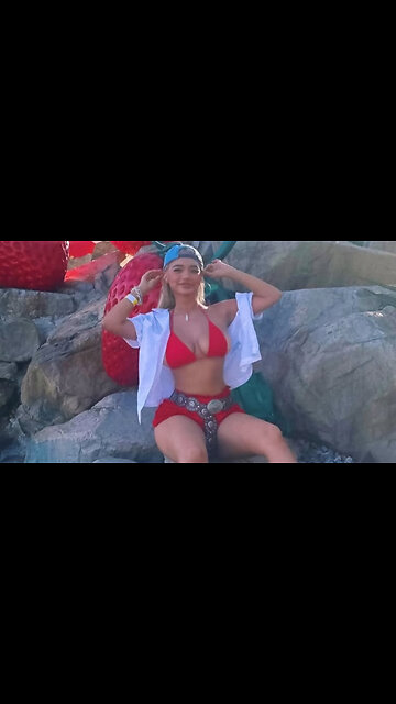 Pasabist (Princess Sab Zada) at Coachella, Jaden Smith's ex