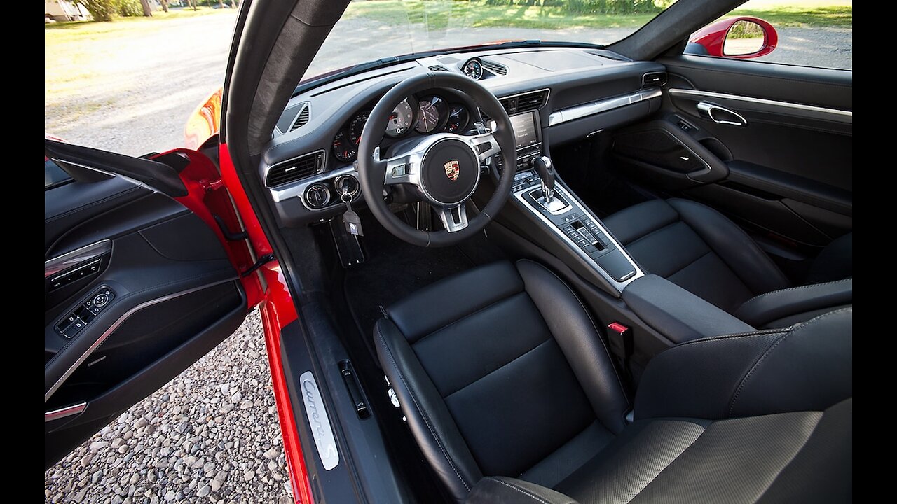 PORSCHE 991 CARRERA INTERIOR TOUR