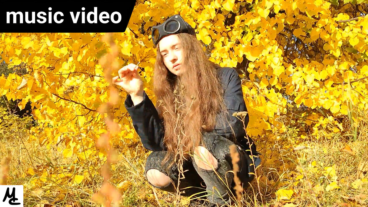 Maya Clars - Play My Favorite Song (Official Music Video)