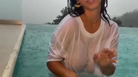 🍒 Feel The Rain On Your Skin 🌧️