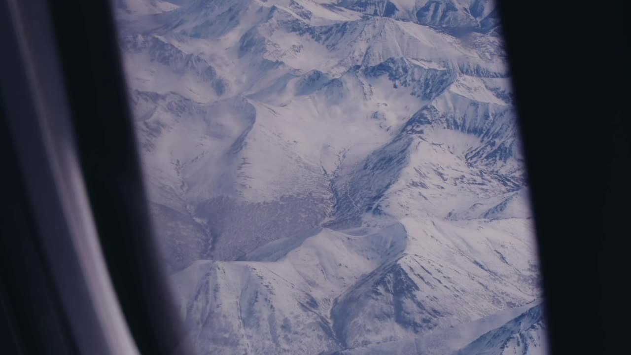 We have gathered footage from the filming of the new campaign "Across Russia with Feeling."