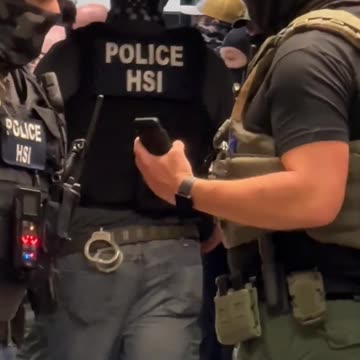 ICE & FBI just conducted a MASSIVE raid, arrested over 100 illegals in Nebraska