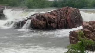 Did they turn on the jacuzzi jets in Bath Lake?