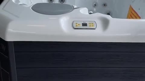 The Manhattan Hot Tub for Sale in Pineville, NC