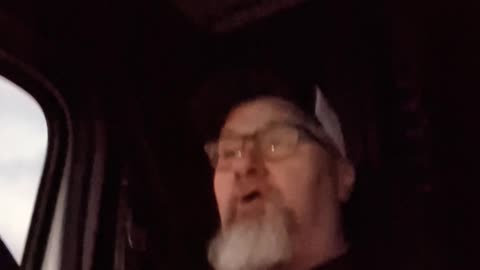 Christmas PSA #reallifetruckers #ourtruckinglife #truckinlifestyle #christmastime