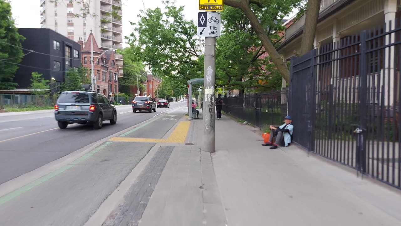 【4K】Walking Toronto's Troubled Hood in 30°C Heat Canada 🇨🇦
