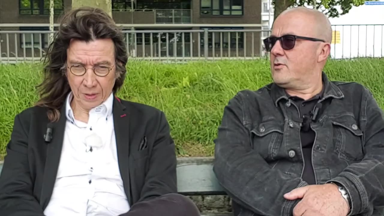 #337.1 - Midlife Crisis - JACK&JOZEF - PodcastGemist.nl