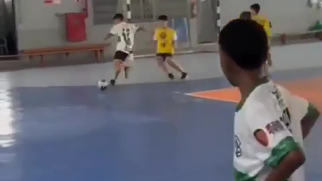 😱🤣 This Tackle Attempt is a Total Disaster! | FunFM