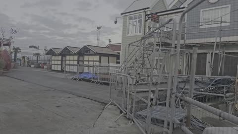 Walking around & tour of Clacton on Sea Essex pier on Halloween day