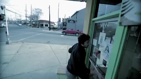 Of Mice & Men - Bones Exposed (Official Music Video)