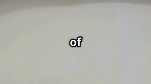 “Toilets Flush Backwards in Australia?! 🌏🚽”