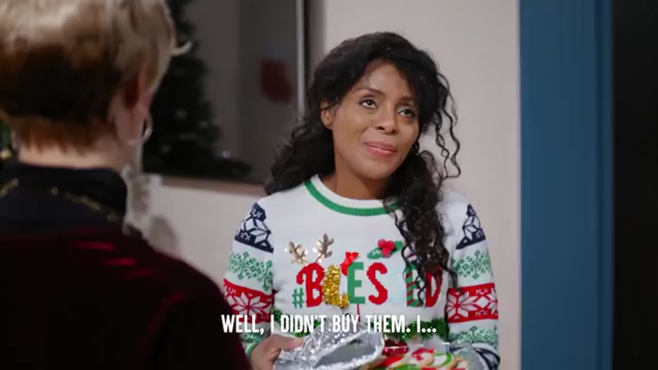Rich Mom SHAMES A Poor Mom For CHEAP PRESENTS, Instantly Regrets It
