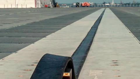 Breakthrough: China’s Fujian Carrier Powers Ahead with Electromagnetic Catapult Tests!