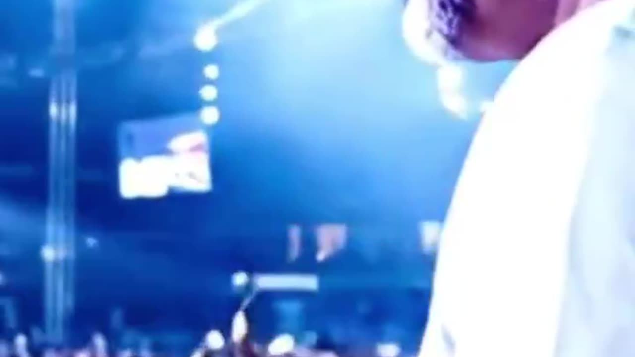 3XIT L3FT ST4G3 (UDJ)