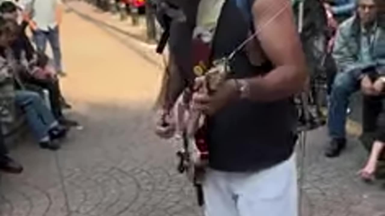 Street Performer With Full Metal Jacket setup