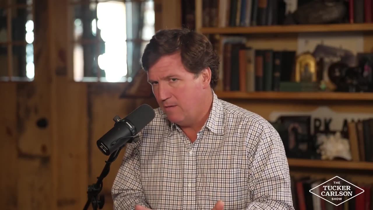 Economist Tells Tucker Carlson What He Predicts Trump’s Tariffs Will Do For America