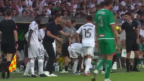 Xabi Alonso is asking the Real Madrid players to find Arda Güler when they have the ball