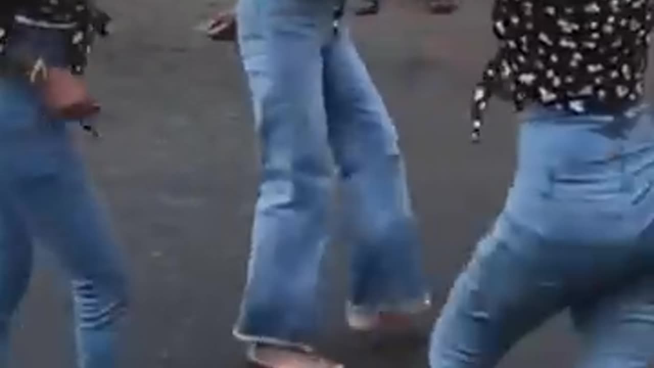 Street Dance.