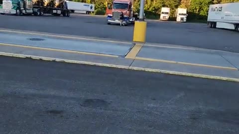 NICE PEOPLE. UT THE WORST TRUCK STOP YET #ourtruckinglife #truckin #reallifetruckers #atruckerslife