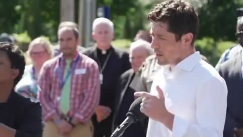 Minneapolis Mayor Jacob Frey demands that people stop "villainizing the trans community"