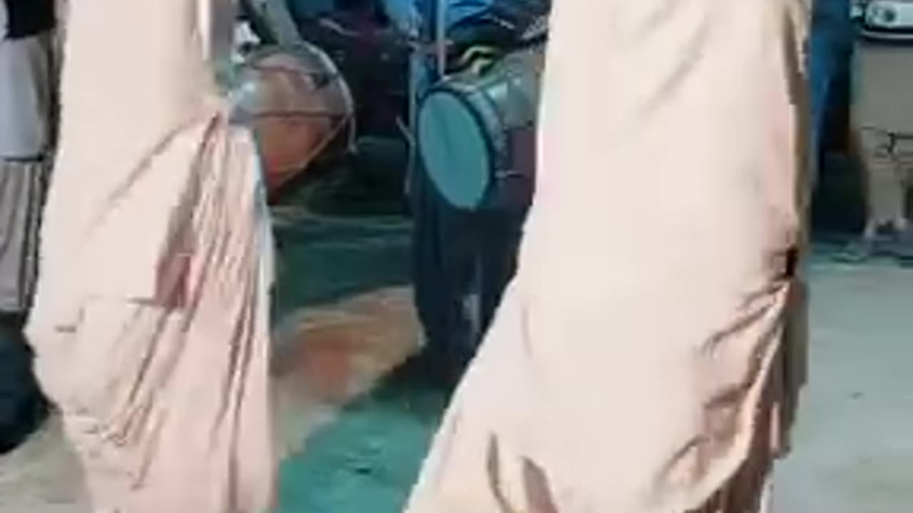 Dancing boy saiaiki jhoomer